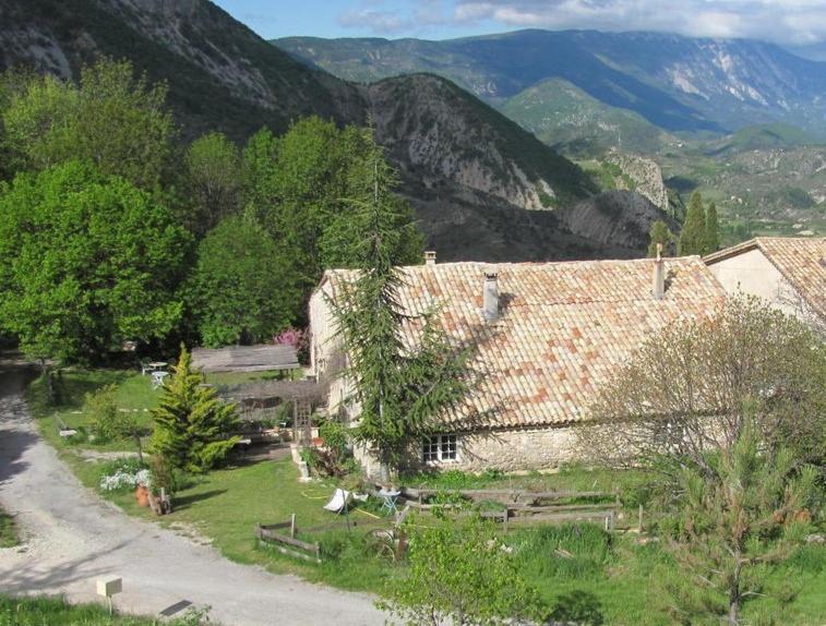 Malia - Chambres D'Hotes & Gite Barret-de-Lioure Exteriér fotografie