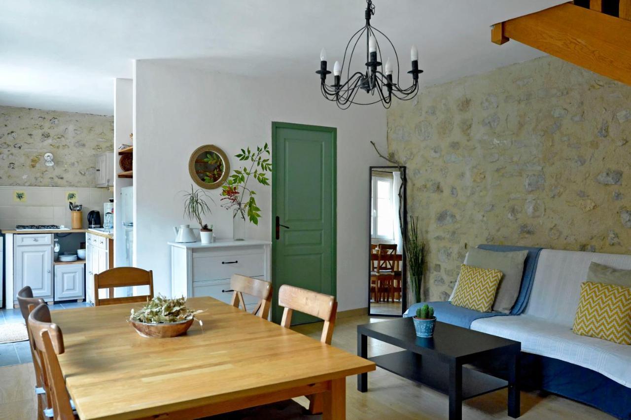 Malia - Chambres D'Hotes & Gite Barret-de-Lioure Exteriér fotografie
